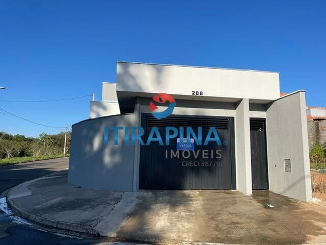Casa em Residencial Dallas, Itirapina/SP