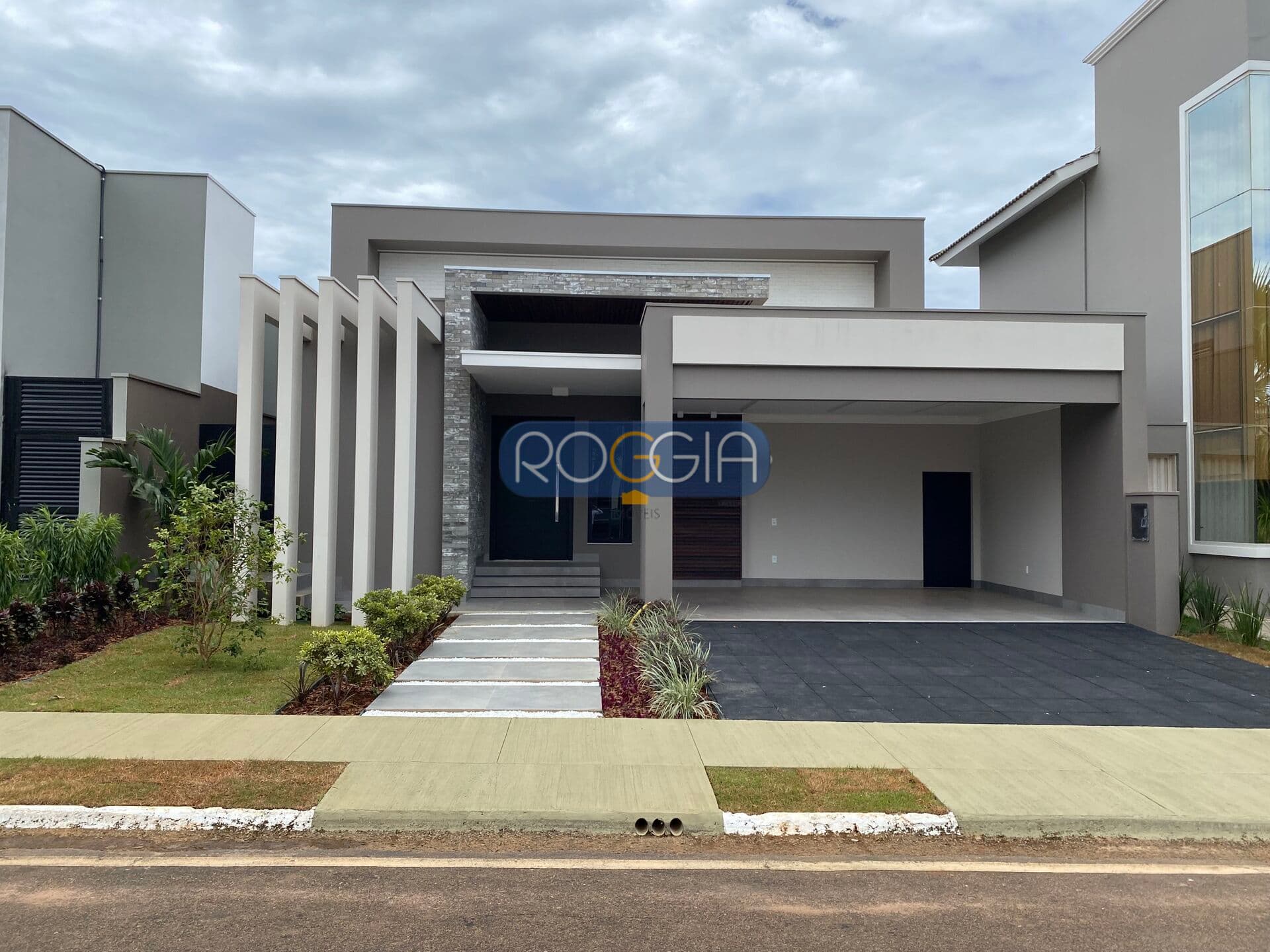 Casa Alto Padrão em Condomínio Porto Seguro, Primavera do Leste/MT