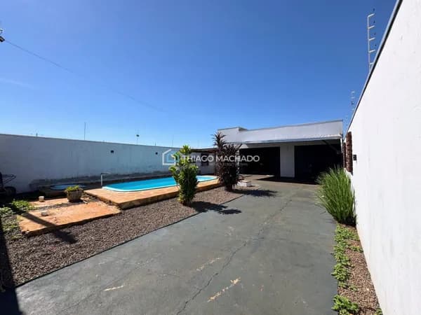 Casa em Dourados - Residencial Cidade Jardim IV