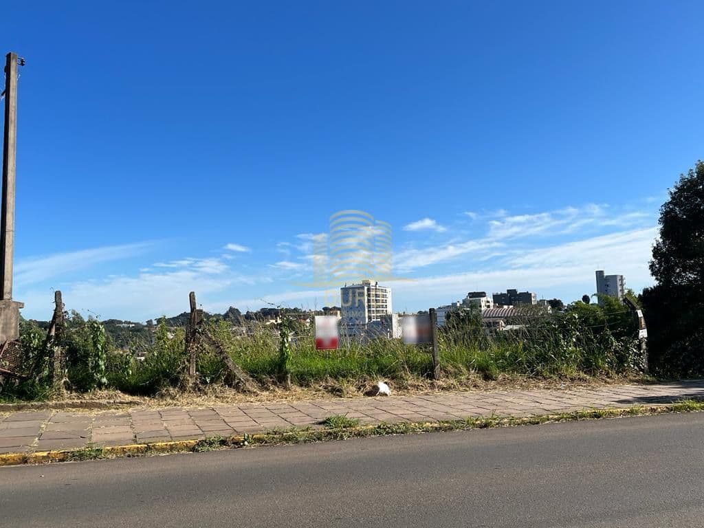 Terreno em Local estratégico
