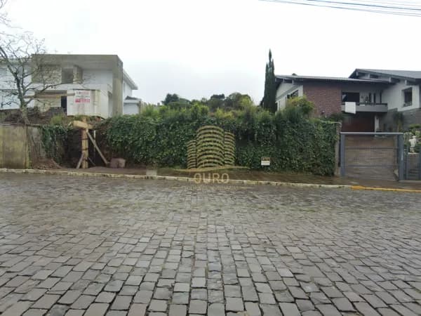 Ótimo terreno Femaça/Centro 750m²