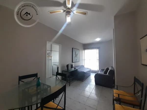 Apartamento Padrão de 01 dormitório para locação anual na Praia da Enseada.