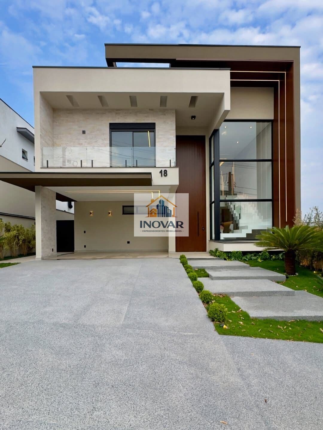Casa Alto Padrão à Venda