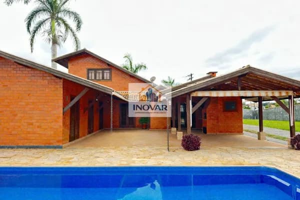 Chácara à Venda