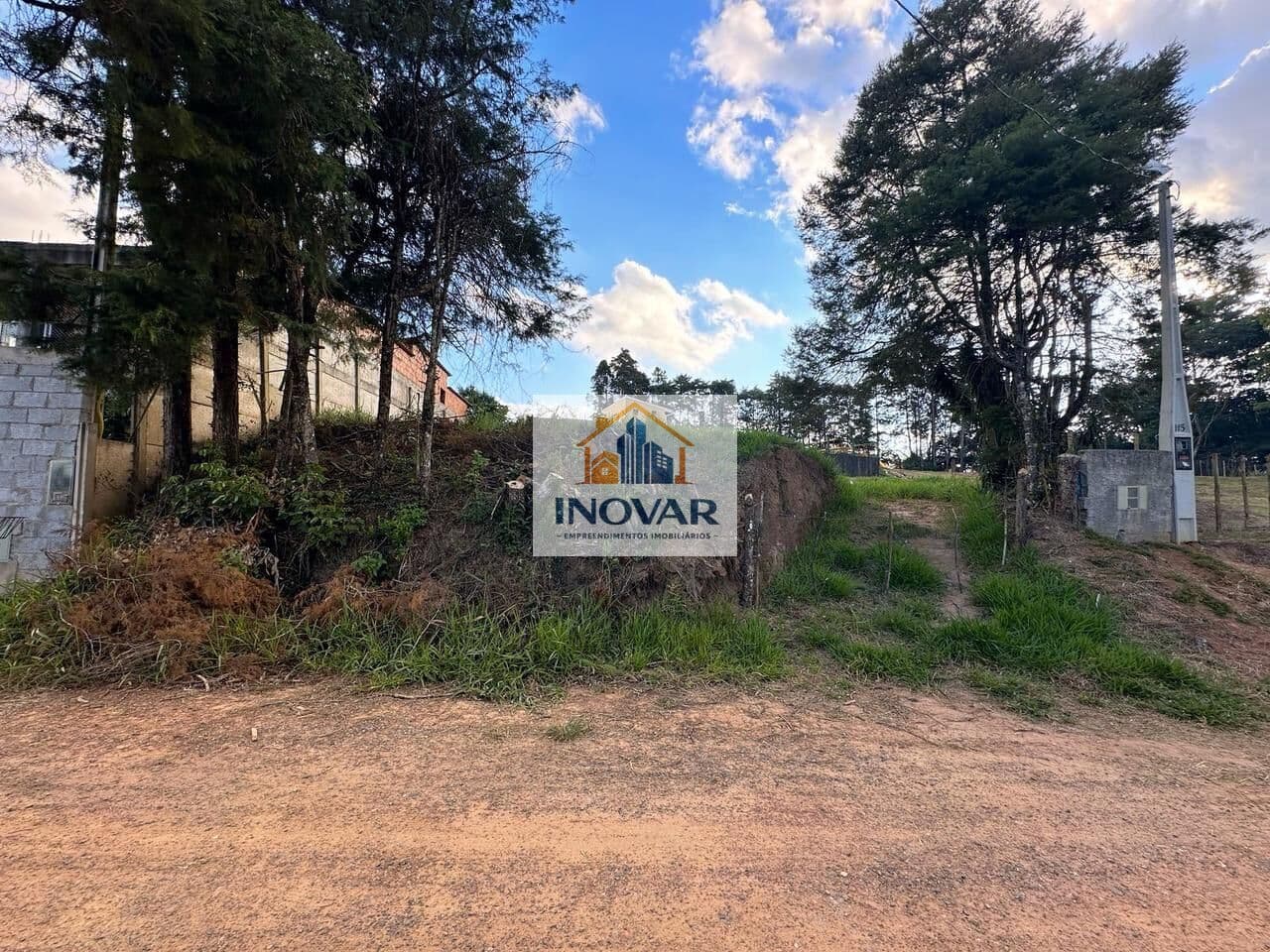 Terreno á Venda