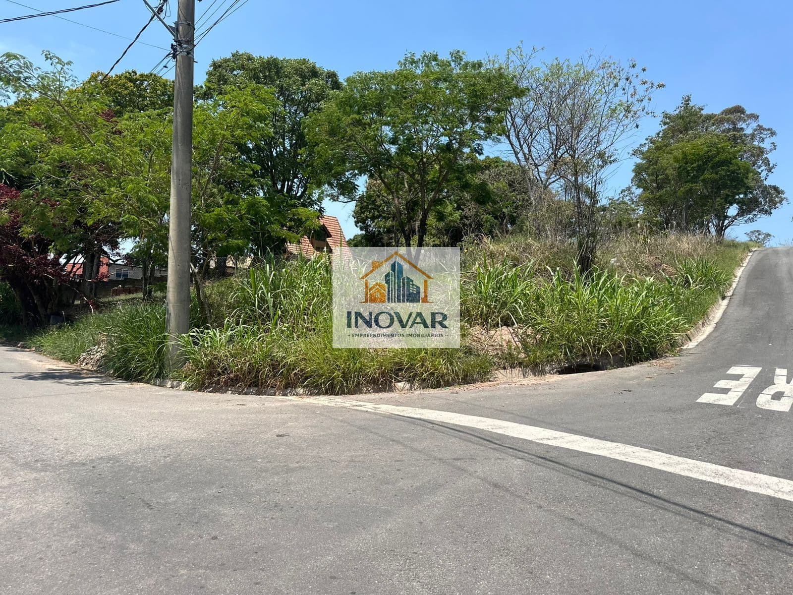 Terreno à Venda