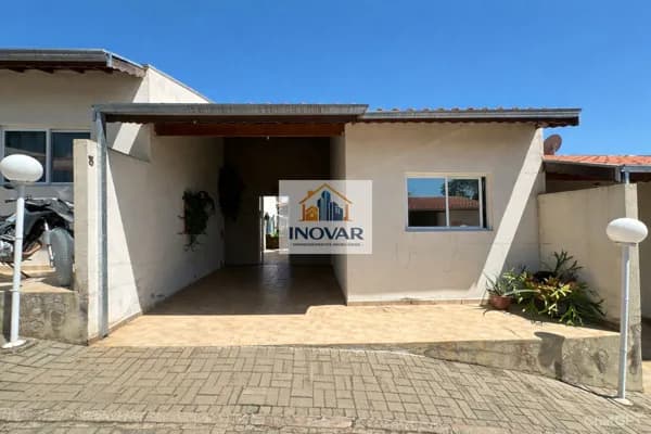 Casa à Venda