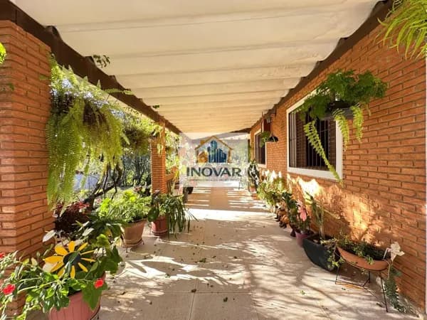 Chácara à Venda