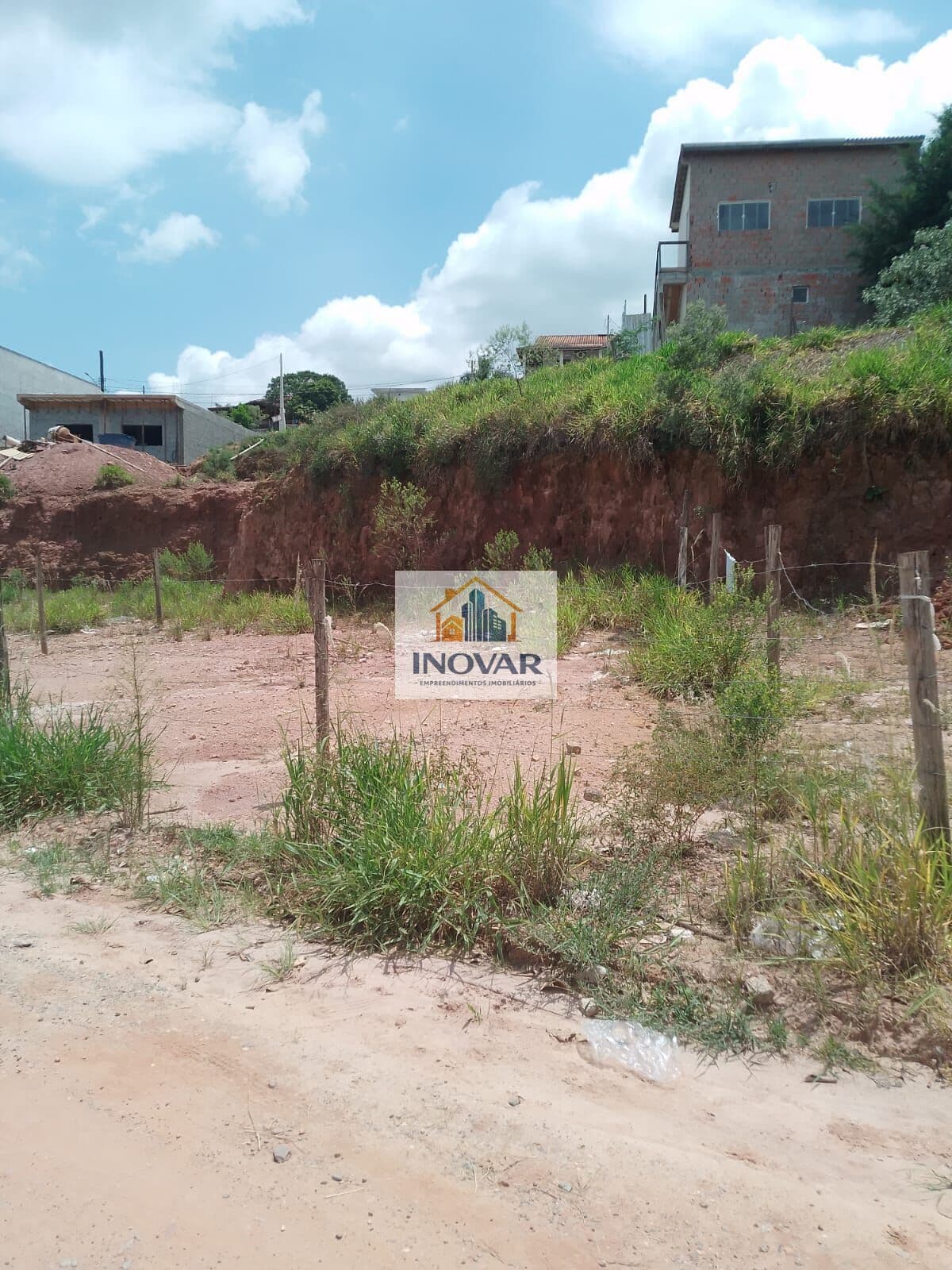 Terreno à venda
