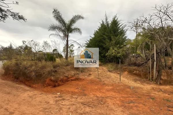 Terreno à Venda