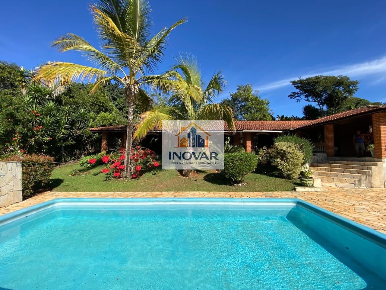 Chácara à Venda