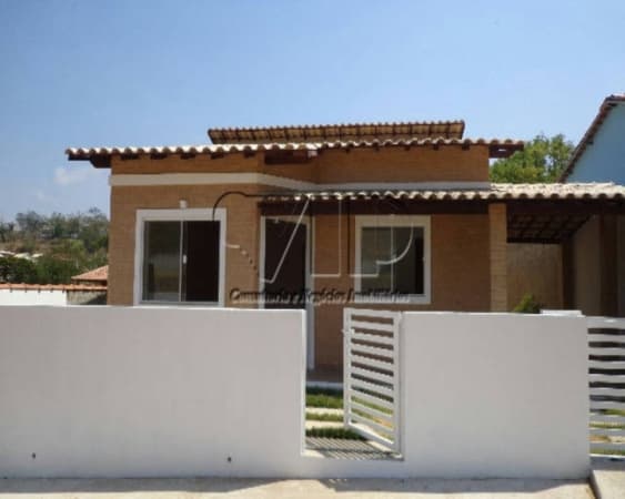 Casa de Condomínio em São Pedro da Aldeia - Fluminense