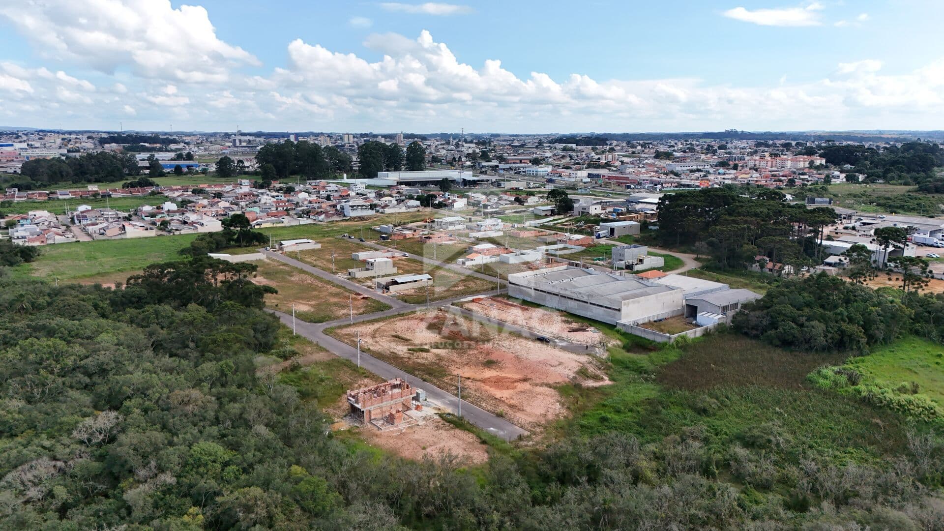 Lote/Terreno em Fazenda Rio Grande - Eucalíptos