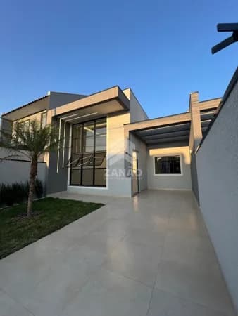Casa em Fazenda Rio Grande - Nações