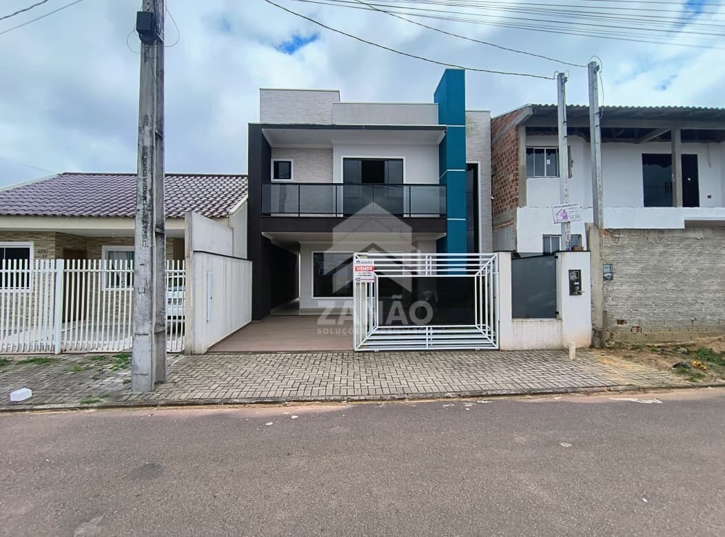 Sobrado em Fazenda Rio Grande - Eucalíptos