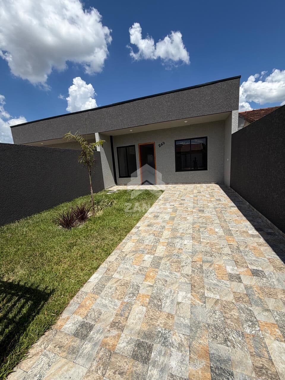 Casa em Nações, Fazenda Rio Grande/PR