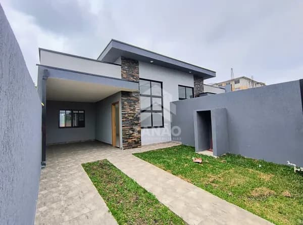 Casa em Araucária - Tindiquera