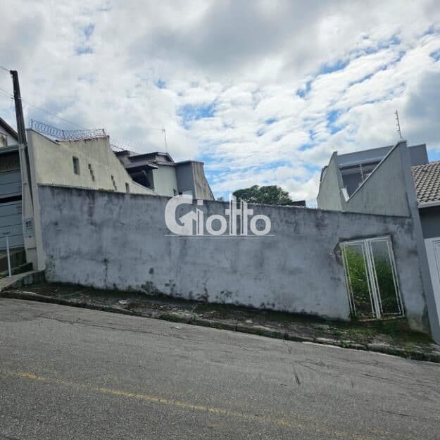 Terreno à venda na Vila Oliveira, Mogi das Cruzes/SP - 400m² - Planta aprovada