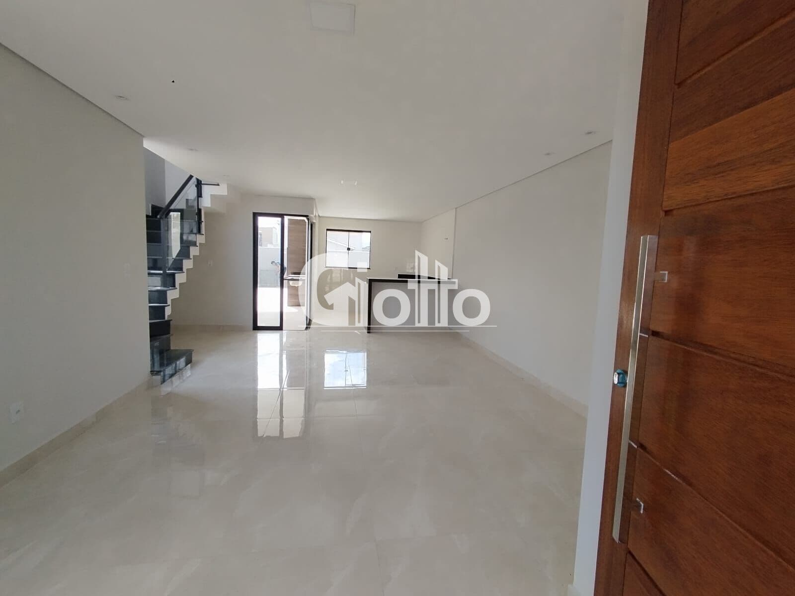 Casa à venda no Residencial Algarve, Mogi das Cruzes/SP - 03 dormitórios