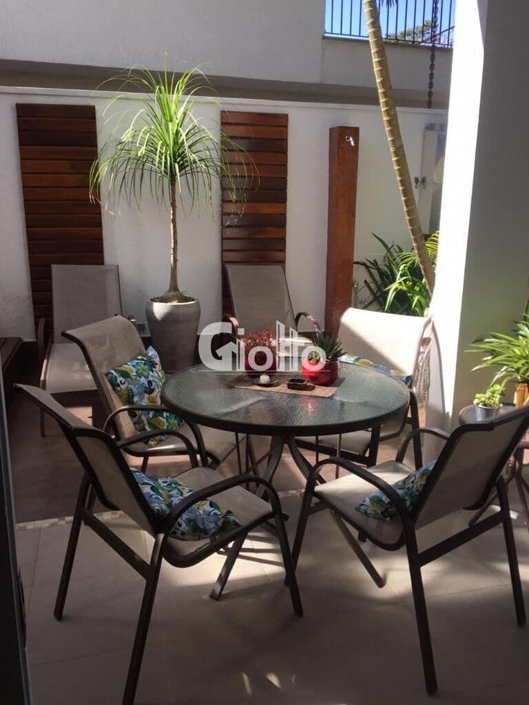 Casa à venda no Real Park, Vila Oliveira, Mogi das Cruzes/SP - 270M²