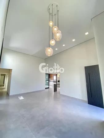 Casa Térrea Alto Padrão à venda em Cesar de Souza, Jardim São Pedro, Mogi das Cruzes/SP-3 suítes