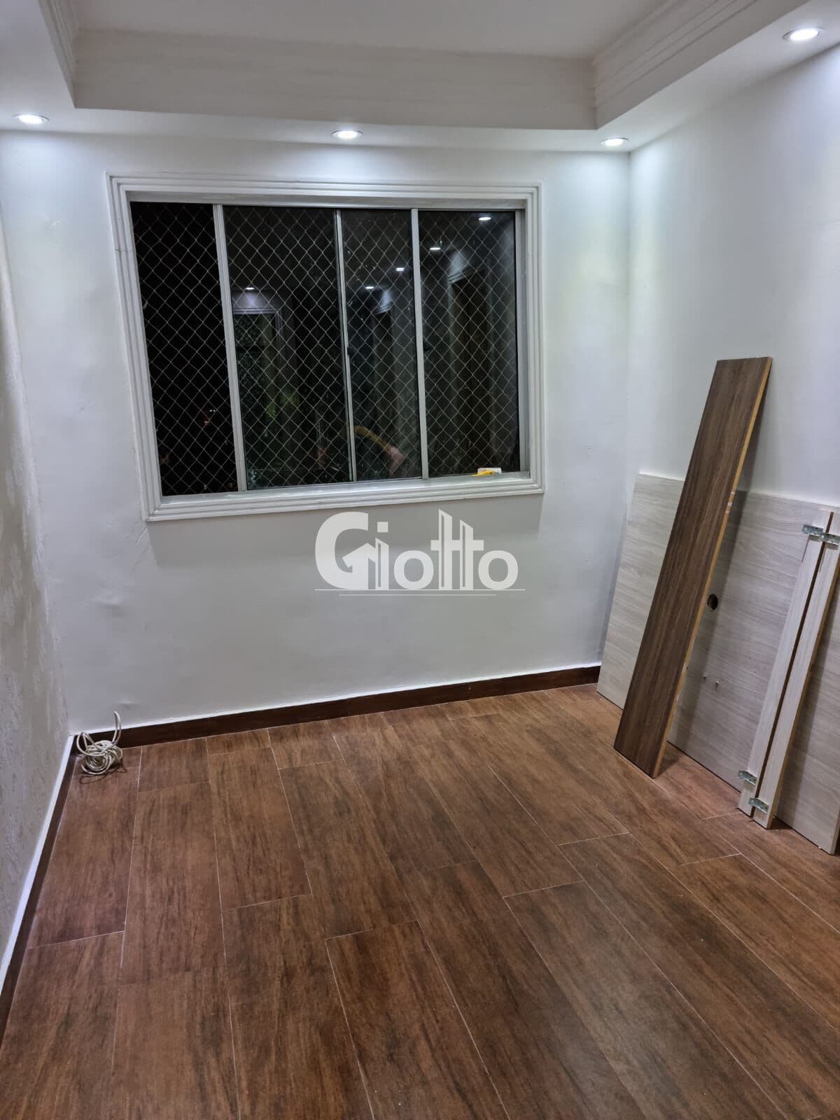 Apartamento à venda na Vila Virginia, Itaquaquecetuba/SP - 3 dormitórios