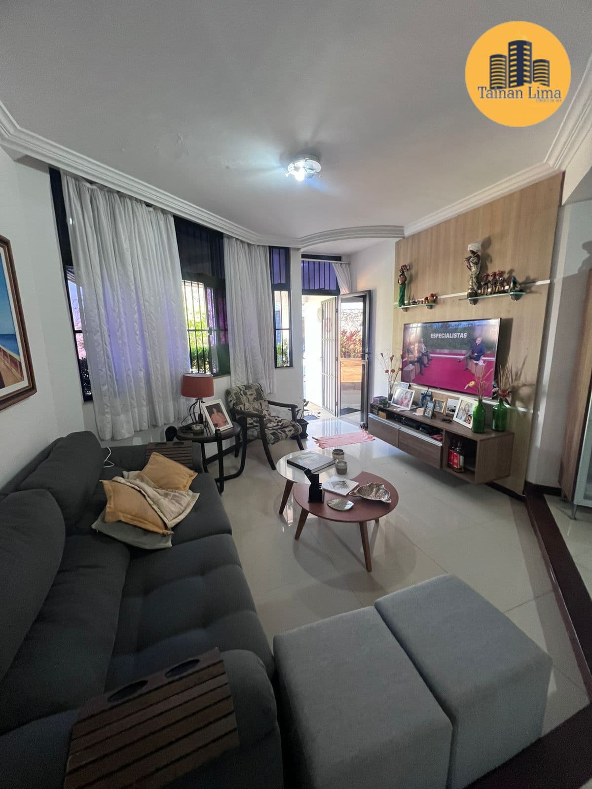 Casa em Piatã, dentro de condominio, proximo a praia, com 3/4 sendo 1 suite.