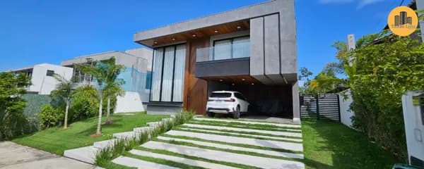 Casa Alto Padrão no Alphaville Litoral Norte, com 4 suites, reformada, com 4 vagas