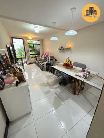 Village em Piatã, bem tranquilo, com 2 suítes, + dependência completa, portaria 24H, vaga privativa, proximo da orla.