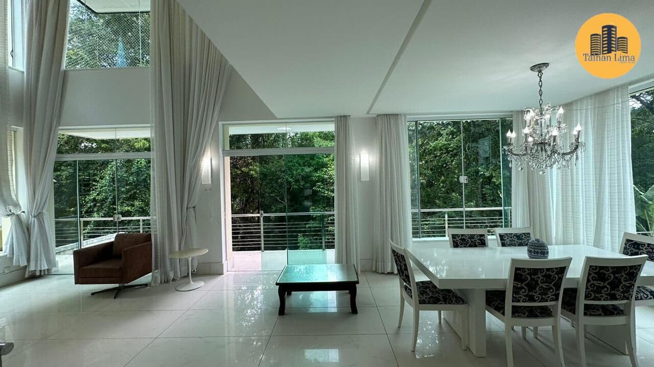 Casa em Alphaville 1, com 4 suites, finamente decorada com 4 vagas, confira