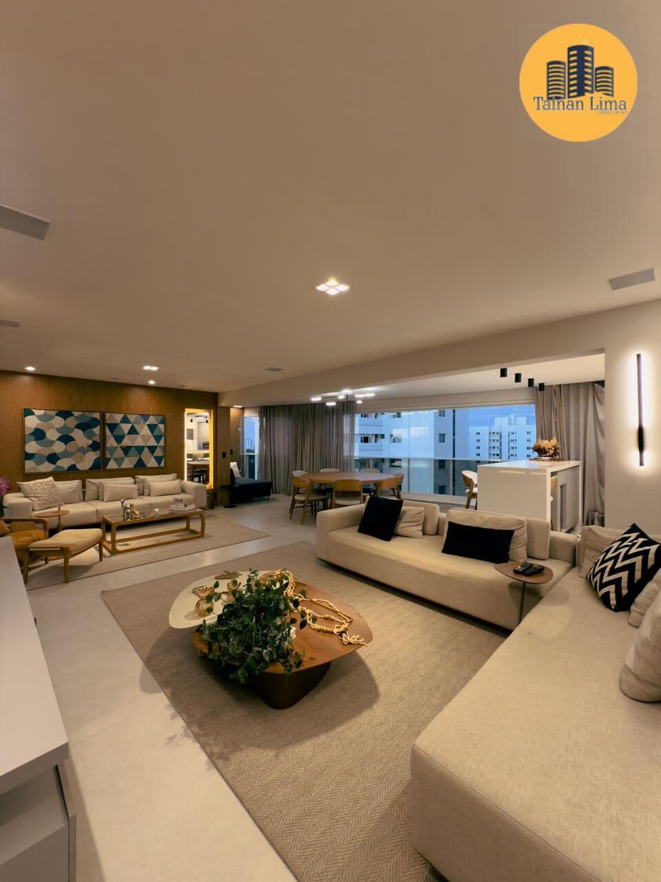 Apartamento Frente MAr, em Pituaçu, no Hemispher 360, finamente decorado, porteira fechada, com 4 suites