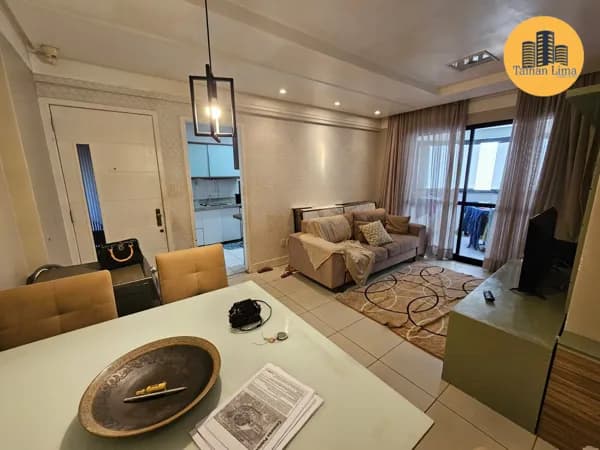 Apartamento Padrão no Stiep, com 3/4 sendo 1 suite, reformado, armarios em todos os ambientes.