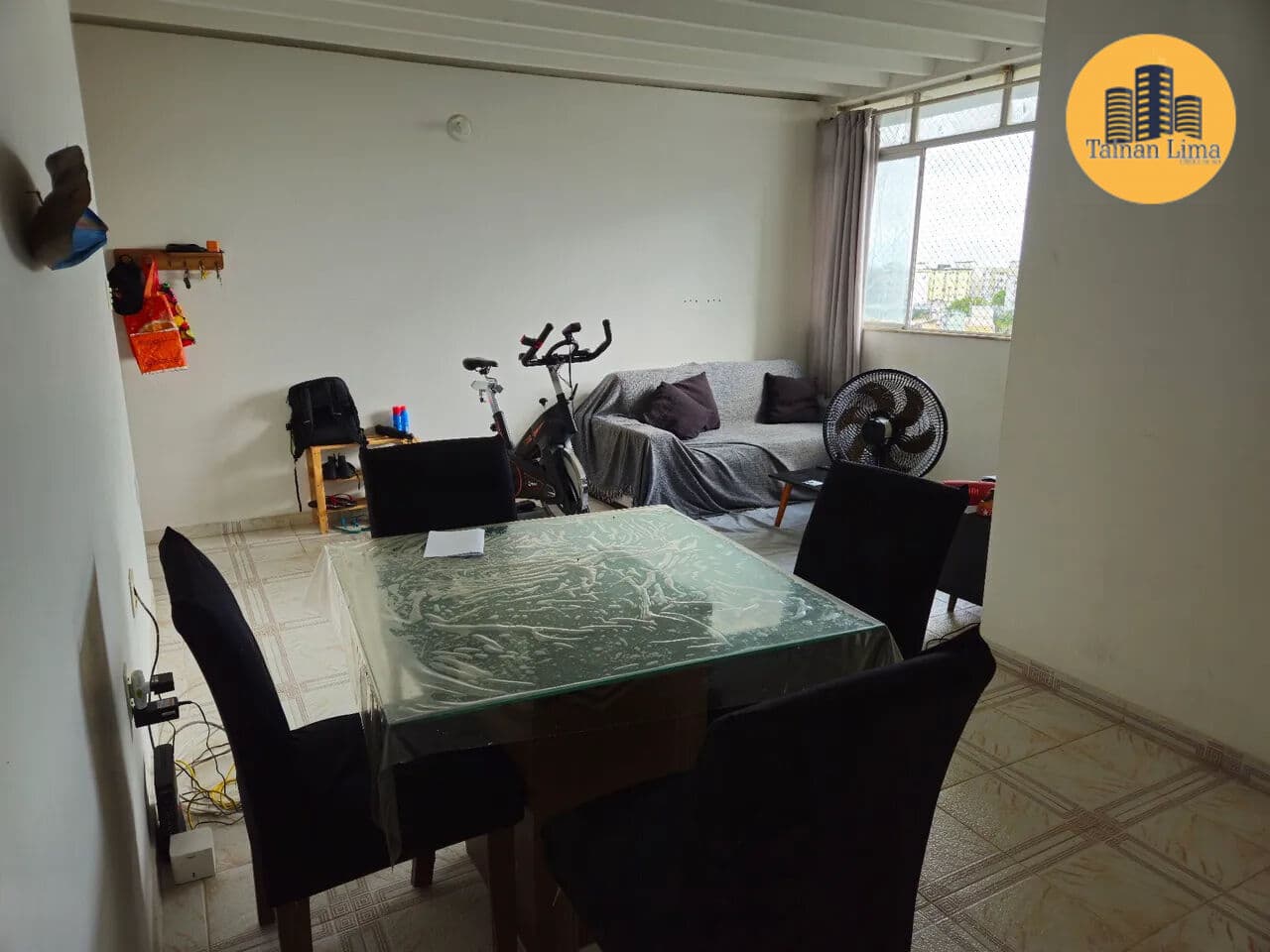 Apartamento no Imbui, bem localizado, na praça, com 3 dormitórios, com dependência, 94m², com vaga.