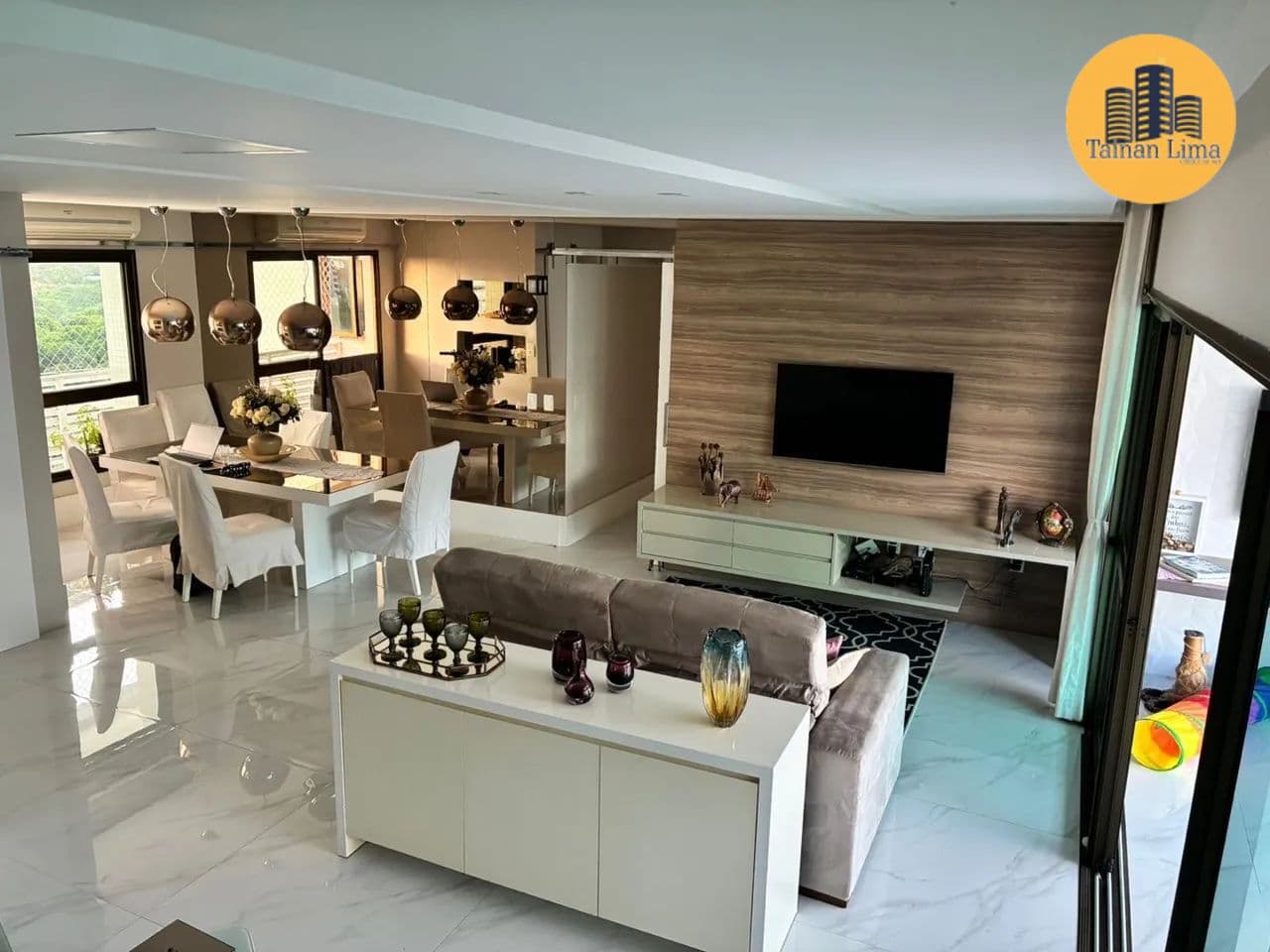 Apartamento Alto Padrão no Le Parc, nascente, planta com 166m², PORTEIRA FECHADA, andar alto, reformado