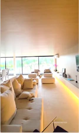 EXCLUSIVIDADE Casa linda reformada, mobiliada e decorada ,com vista incrível e permanente