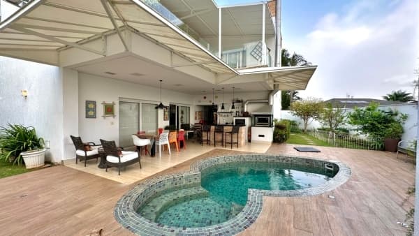 Casa em Condomínio para Venda em Alphaville Santana de Parnaíba-SP