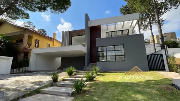 CASA NOVINHA SEMI TERREA