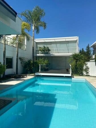 Casa Alto Padrão para Venda em Tamboré Santana de Parnaíba-SP