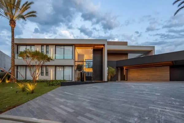 MARAVILHOSA MANSÃO EM CONSTRUÇÃO 100% decorada