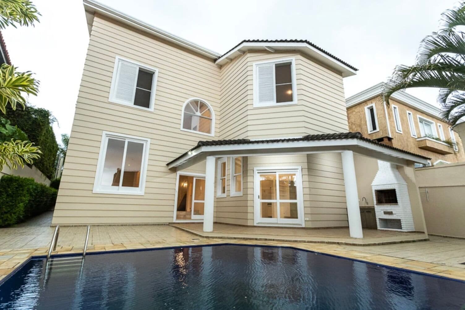 Casa em Condomínio para Venda em Alphaville Santana de Parnaíba-SP