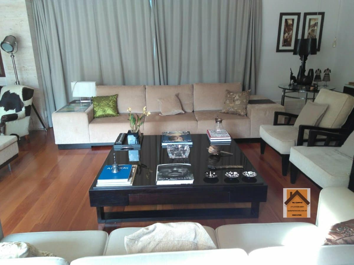 Casa Alto Padrão para Venda e Aluguel em Alphaville Mobiliada