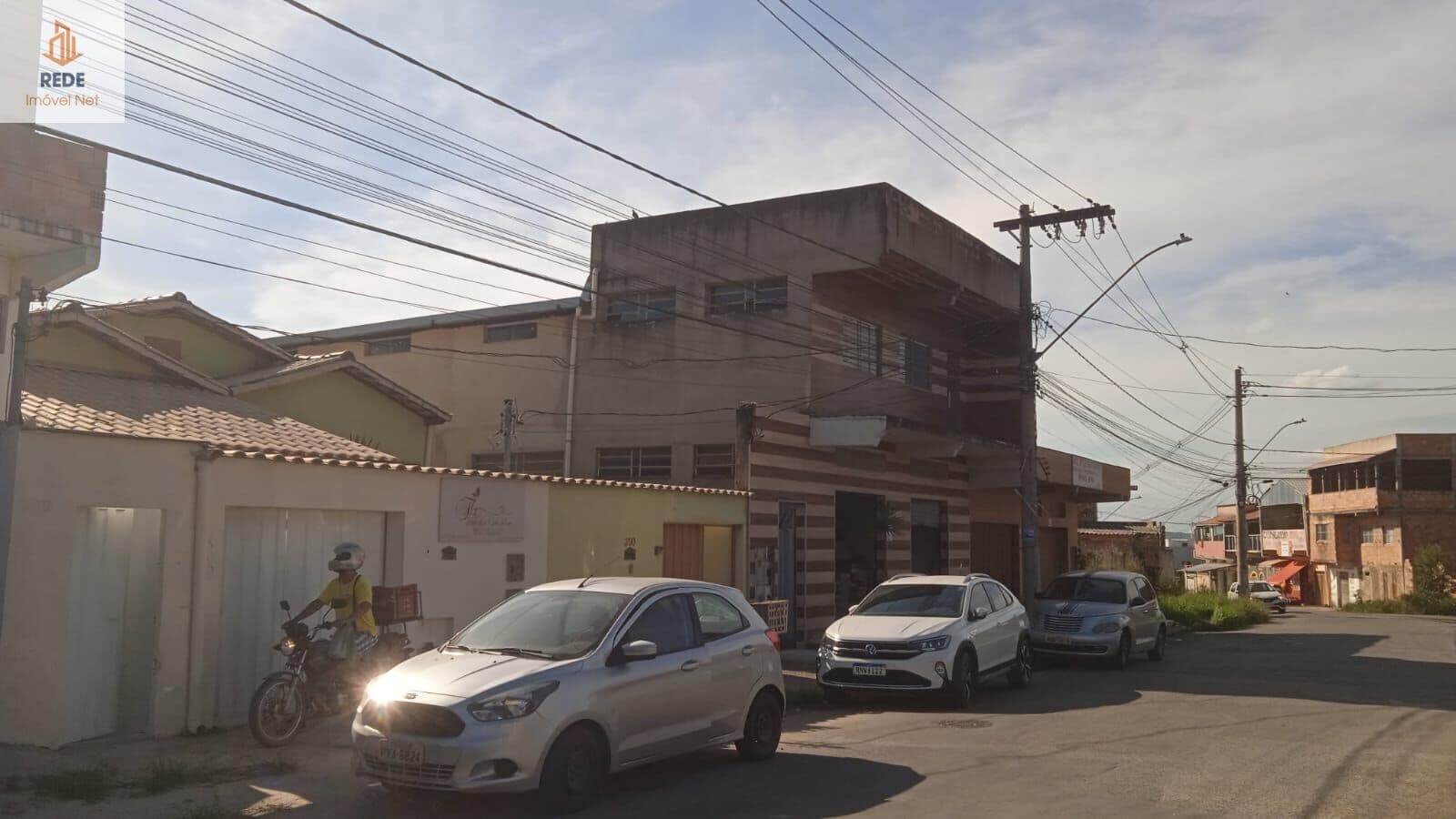 Casa Sobreposta em Belvedere, Ribeirão das Neves/MG