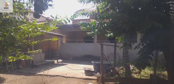 Casa em Esmeraldas - Centro