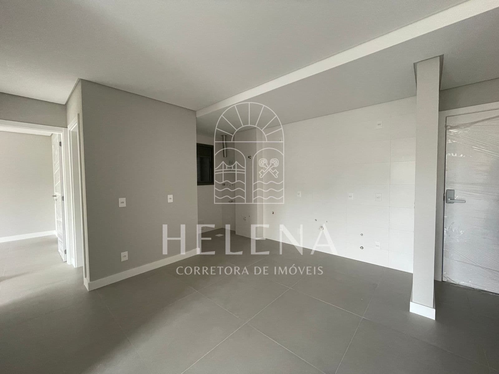 Apartamento Padrão à 500m da Praia