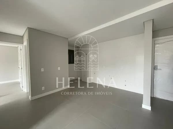Apartamento Padrão à 500m da Praia