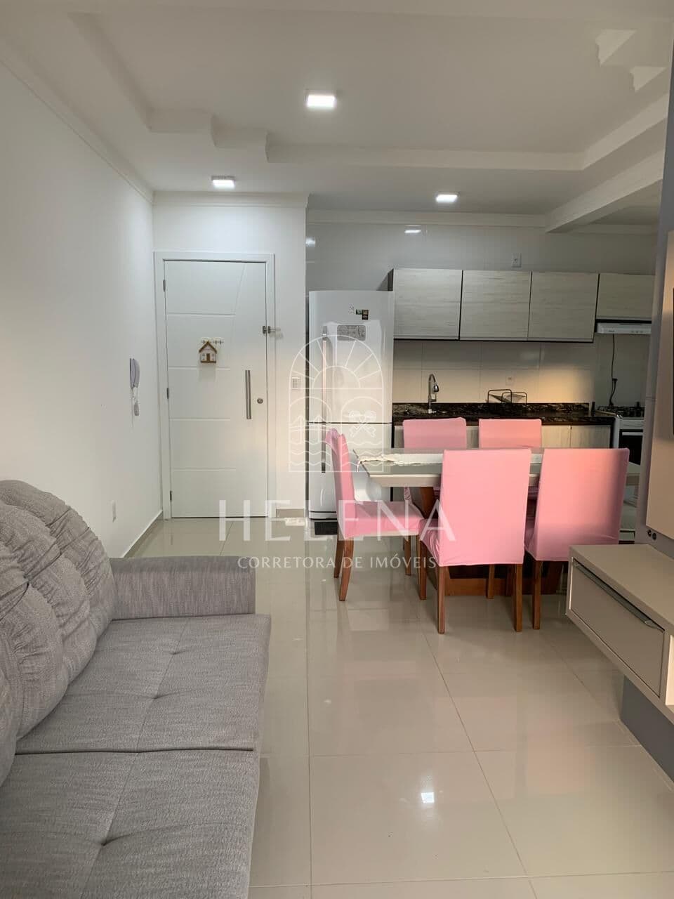 Apartamento Duplex nas Gaivotas à 100m da praia