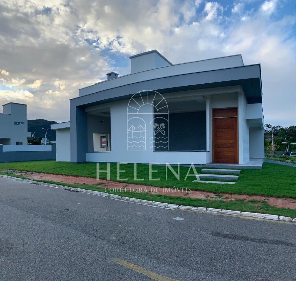 Casa Alto Padrão em Condomínio Fechado