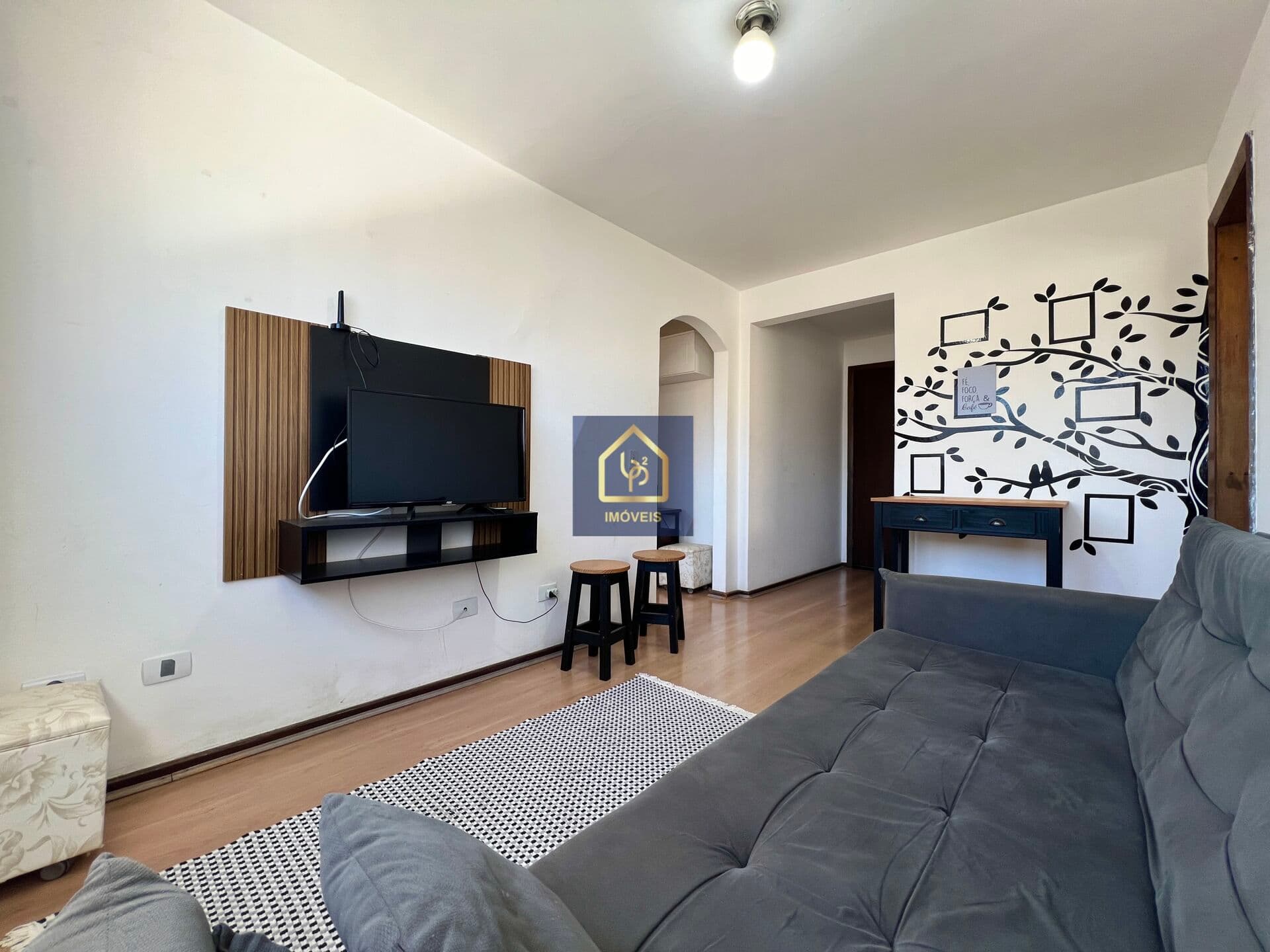 Apartamento (studio/kitnet) mobiliado com 1 quarto à venda. São 34,60m² por R$ 319.000 na região central de Curitiba/PR