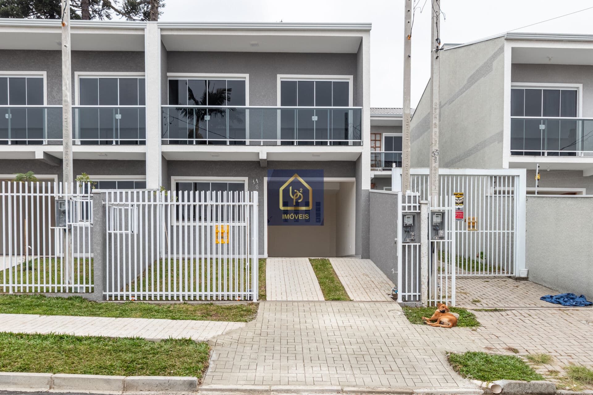 Sobrado com 2 suites à venda. São 87,00 m² por R$ 470.000 no bairro Alto Boqueirão em Curitiba/PR