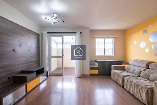 Apartamento Garden com 2 dormitórios. São 111,07m² privativos por R$ 550.000 no bairro Capão Raso em Curitiba/PR